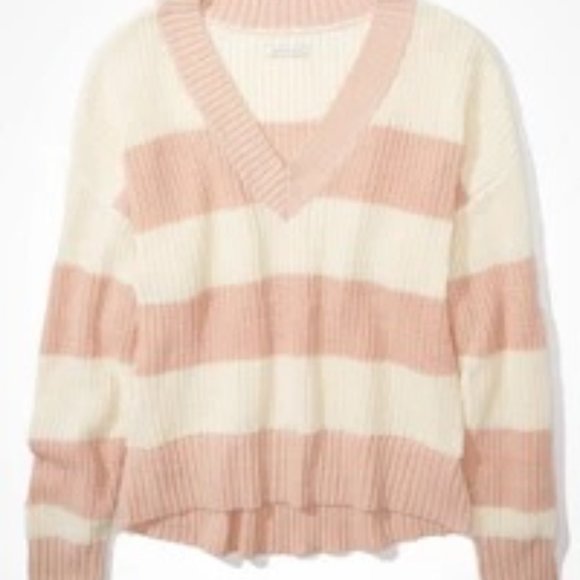 Striped, Cropped V Neck Sweater - Picture 4 of 4